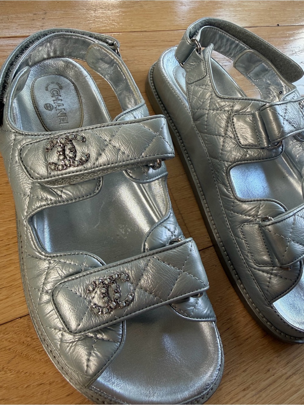 CHANEL Silver Quilted Sandals with CC Logo Accents - Picture 2 of 6